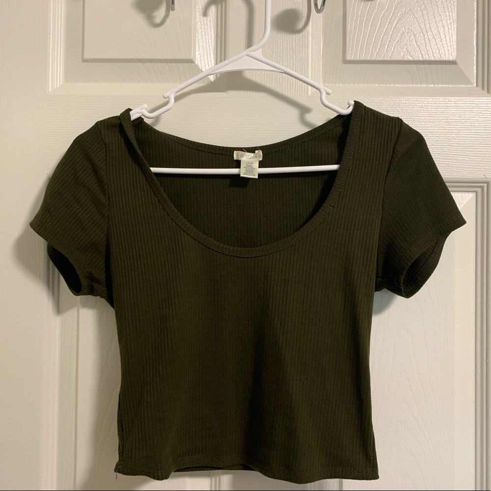 BOZZOLO Semi-Crop Top (Dark Green)